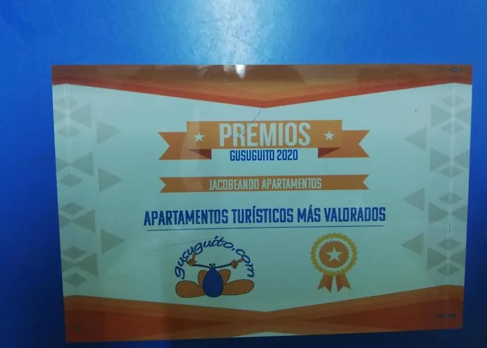 Jacobeando Apartament Sarria